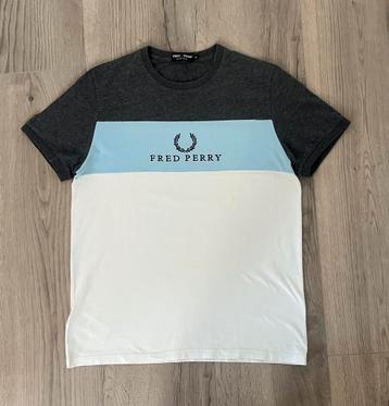 ZGAN Heren t-shirt van het merk Fred Perry / Maat M beschikbaar voor biedingen