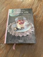 Kookboek La dolce vita van Tessa Kiros, Ophalen of Verzenden, Zo goed als nieuw, Italië