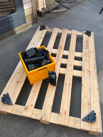 Pallet voor zonnepanelen beschikbaar voor biedingen