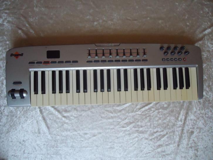 M-Audio Oxygen 49 USB Midi Keyboard, Muziek en Instrumenten, Midi-apparatuur, Zo goed als nieuw, Ophalen of Verzenden