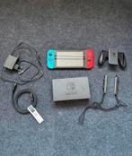 Nintendo switch v2 rood & blauw compleet met eventueel games, Spelcomputers en Games, Spelcomputers | Nintendo Switch, Ophalen of Verzenden