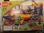 DUPLO treinset 5609. ( zonder locomotief onderstel ), Kinderen en Baby's, Speelgoed | Duplo en Lego, Ophalen of Verzenden, Gebruikt