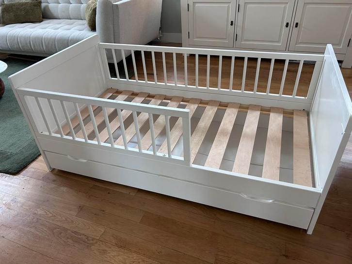 Peuterbed 140x70 Petit Amelie (evt.met lade), Kinderen en Baby's, Kinderkamer | Bedden, Gebruikt, 140 tot 160 cm, 70 tot 85 cm