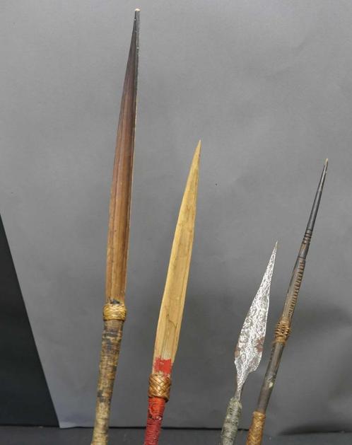 4 x antieke speren /pijlen speer pijl punt Indonesie tribal, Antiek en Kunst, Kunst | Niet-Westerse kunst, Ophalen of Verzenden
