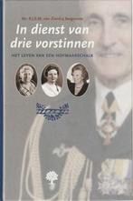 In dienst van drie vorstinnen-R.J.E.M. van Zinnicq Bergmann, Ophalen of Verzenden, Nieuw, Nederland, Tijdschrift of Boek