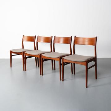 Vintage Deense eetkamerstoelen, set van 4 beschikbaar voor biedingen