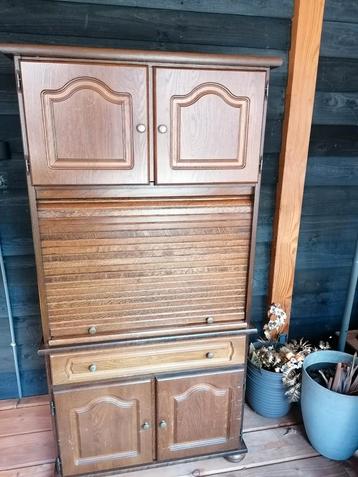 Vintage secretaire kast met rolluik beschikbaar voor biedingen