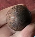 Bodemvondst….Klein ijzeren Kanonskogeltje, Ophalen, Landmacht, Nederland, Hulzen of Bodemvondsten