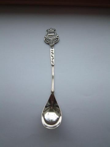 Mooi oud lepeltje van Bakkeveen beschikbaar voor biedingen