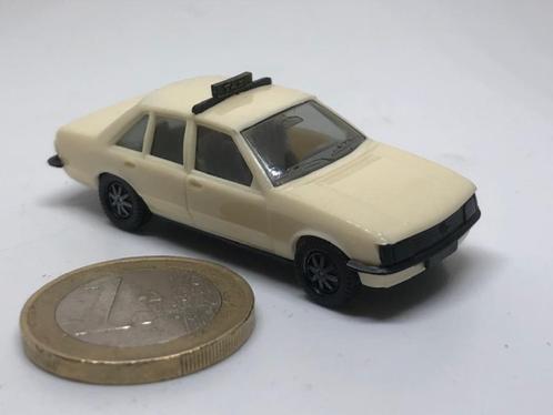 Opel Rekord E1 Berlina 2,0 Taxi Creme, Herpa, Hobby en Vrije tijd, Modelauto's | 1:87, Gebruikt, Auto, Herpa, Ophalen of Verzenden