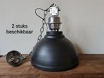 2 industriële hanglampen zwart Kwantum, Huis en Inrichting, Lampen | Hanglampen, Zo goed als nieuw, Ophalen, 75 cm of meer