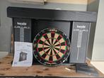 Dartbord met kast en pijlen, Sport en Fitness, Darts, Ophalen of Verzenden, Zo goed als nieuw, Dartbord met pijlen