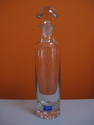 glazen fles Flirt karaf met glazen dop beschikbaar voor biedingen