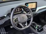 VOLKSWAGEN ID.4 77kWh ACC WARMTEPOMP TREKHAAK CARPLAY 204PK, Auto's, Automaat, Gebruikt, 522 km, 2020 kg