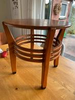 Houten bijzettafel met ronde vorm, 45 tot 60 cm, Minder dan 55 cm, Gebruikt, Rond
