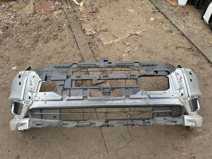 Mitsubishi Outlander III Lift 18-22 voorbumper, Auto-onderdelen, Carrosserie en Plaatwerk, Bumper, Mitsubishi, Voor, Gebruikt