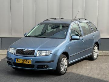 Skoda Fabia 1.4 Combi 59KW 2008 Blauw apk 4-2026 trekhaak beschikbaar voor biedingen