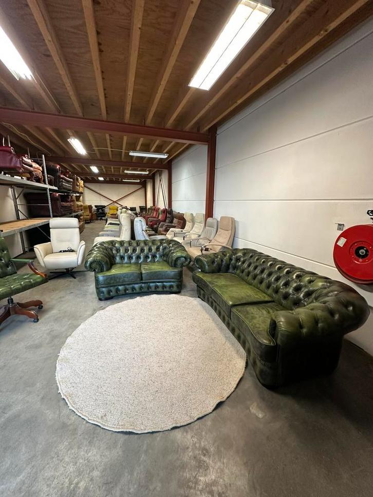 Chesterfield bankstel set 3+2 antiek groen bank, Huis en Inrichting, Banken | Voetenbanken en Poefen, Zo goed als nieuw, 125 cm of meer