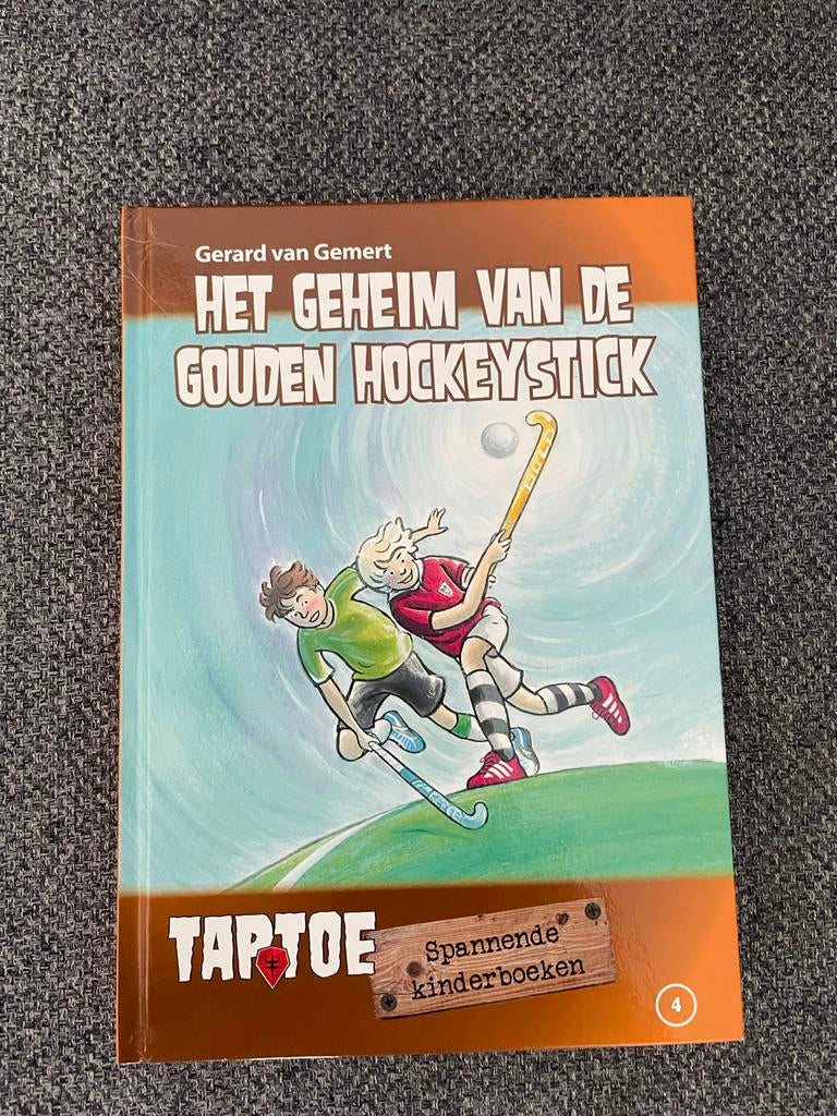 Het Geheim van de Gouden Hockeystick - Gerard van Gemert, Ophalen of Verzenden, Nieuw, Fictie algemeen