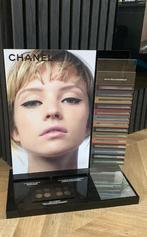 Grote Chanel display le stylo yeux, Gehele gezicht, Ophalen of Verzenden, Zo goed als nieuw, Zwart
