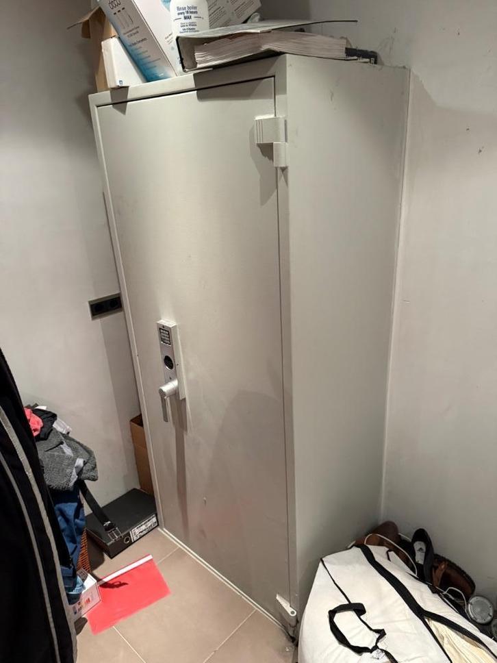 VdS Klasse II Kluis Topas 70 – 740 kg, Huis en Inrichting, Brandblussers en Brandkasten, Zo goed als nieuw, Brandkast, Ophalen of Verzenden