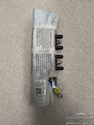 Stoel Links Audi Q2 81A 880 241 D  81A880241D model 2016+ beschikbaar voor biedingen