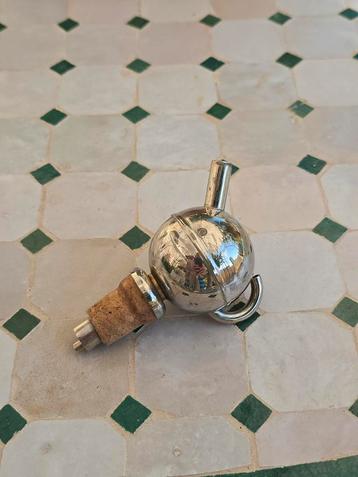 Antieke Franse chrome doseerder schenktuit 4 CL €15  beschikbaar voor biedingen