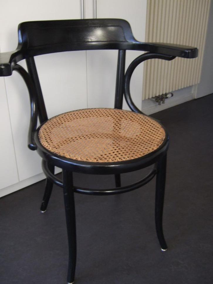 Thonet stoel nr. 3, Antiek en Kunst, Antiek | Meubels | Stoelen en Banken, Ophalen