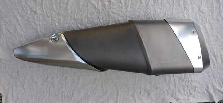 Originele uitlaat Suzuki GSX R 600 en 750 2008-2010 nieuw, Motoren, Onderdelen | Suzuki, Nieuw, Ophalen of Verzenden