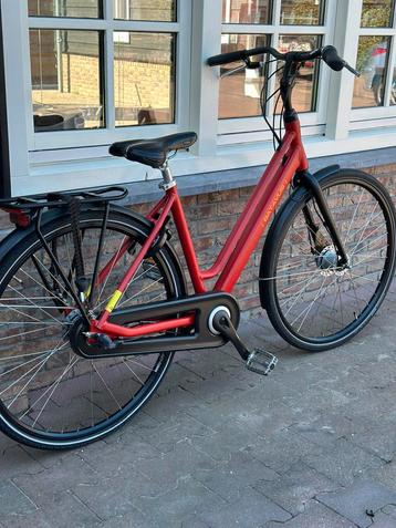 Batavus Fonk Dames 46CM beschikbaar voor biedingen