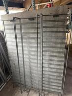 Winkelstelling voor Productpresentatie, Ophalen, Zo goed als nieuw