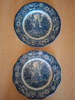 Twee decoratieve borden met blauw motief, Ophalen of Verzenden