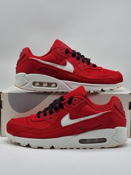Nike air max 90 NBY - nike by you red canvas - size 42,5, Kleding | Heren, Schoenen, Gedragen, Sneakers of Gympen, Overige kleuren