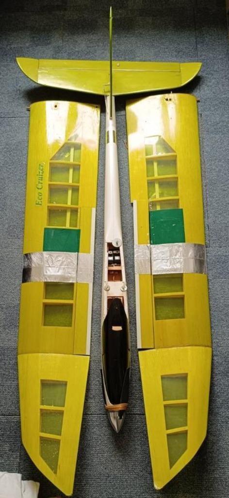 RC easy glider, Hobby en Vrije tijd, Modelbouw | Radiografisch | Vliegtuigen, Zo goed als nieuw, Ophalen