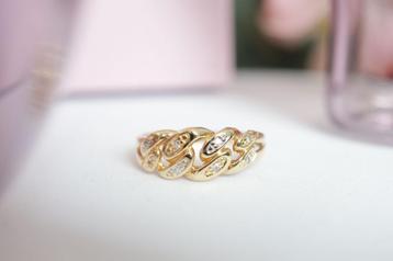 18 Karaat Gouden Schakel Ring Met Diamanten beschikbaar voor biedingen
