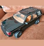 Jeep grand cherokee 4x4 1995 limited zwart.schaal 1;18, Ophalen of Verzenden, Auto, Overige merken