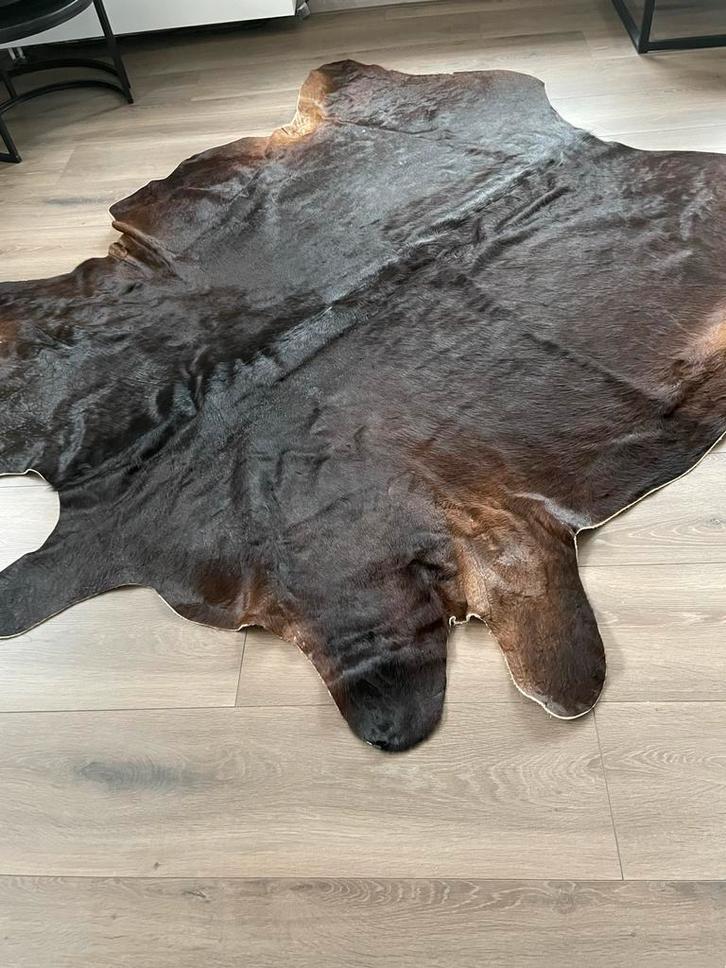 Mooie Koeienhuid - Vloerkleed, Huis en Inrichting, Stoffering | Tapijten en Kleden, Zo goed als nieuw, 150 tot 200 cm, 200 cm of meer