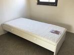 Eenpersoonsbed met matras, Huis en Inrichting, Ophalen, Overige materialen, 90 cm, Eenpersoons