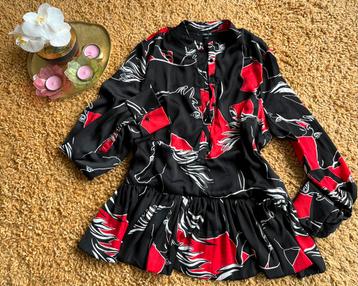 Nikkie blouse maat 34 beschikbaar voor biedingen