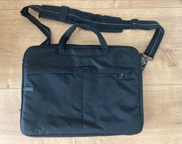 Dell Laptoptas (30cm x40cm vak voor laptop) met trolleygleuf beschikbaar voor biedingen