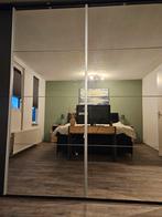 Ruime zweefdeurkast, Ophalen, Veranda