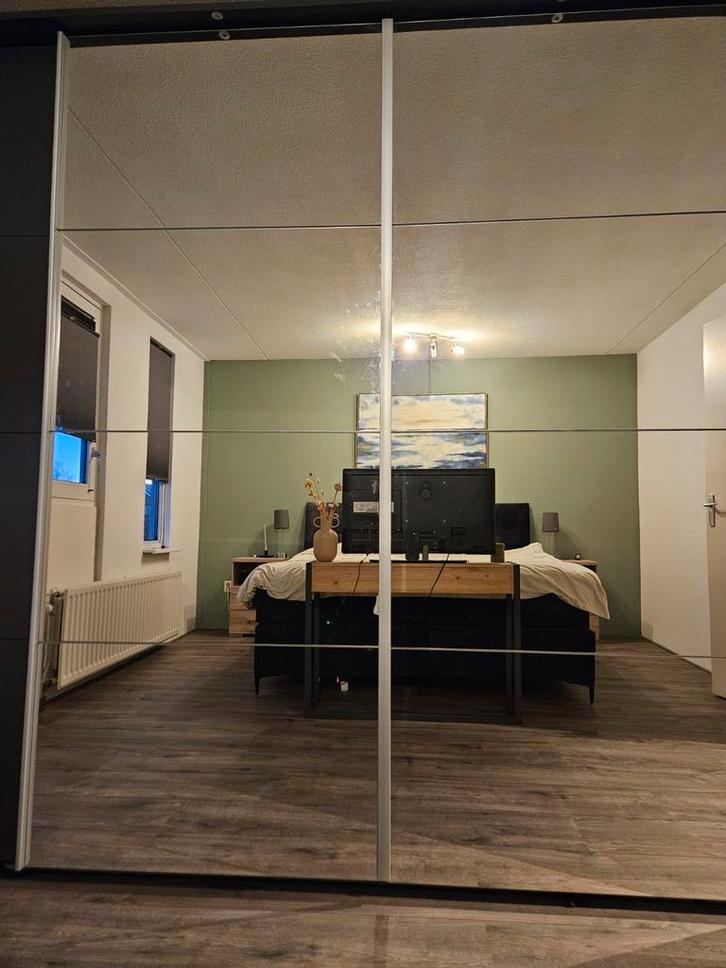 Ruime zweefdeurkast, Tuin en Terras, Overkappingen, Veranda, Ophalen