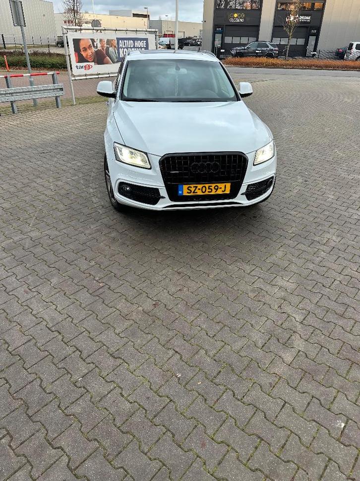 Audi Q5 2.0 TFSI Quattro - 3x S-line - Pano / Automaat, Auto's, Audi, Particulier, Q5, Achteruitrijcamera, Airbags, Airconditioning