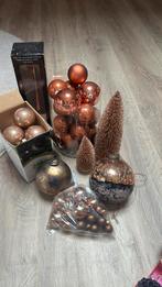 Kerstballen en decoratie in bruintinten, Ophalen, Gebruikt