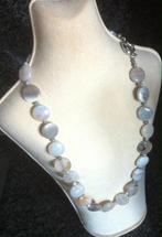 Mooi collier van plat/ rond geslepen agaten in, Ophalen of Verzenden, Nieuw, Steen of Mineraal