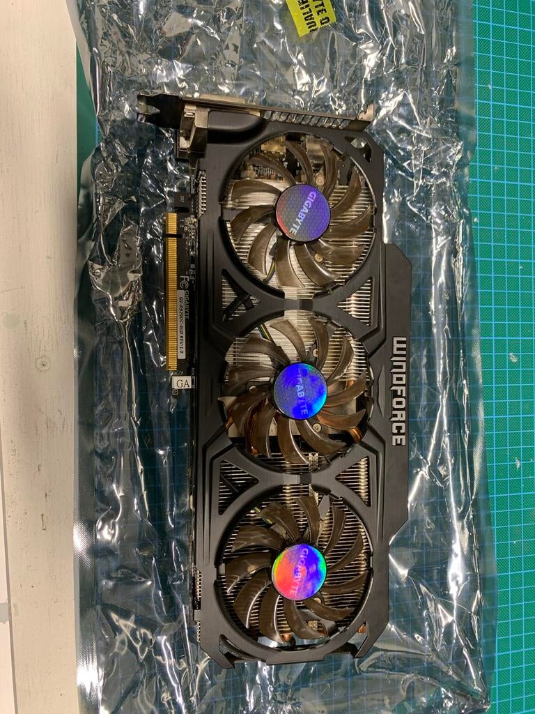 Gigabyte Windforce R9 290 OC, Computers en Software, Videokaarten, Gebruikt, AMD, Overige typen, GDDR5, HDMI, DisplayPort, Ophalen of Verzenden
