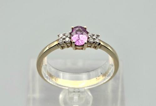 Gouden Vintage ring met roze saffier en diamant. 2025/505, Sieraden, Tassen en Uiterlijk, Ringen, Zo goed als nieuw, Dame of Heer