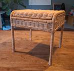 Olli Ella nachtkastje, bijzettafeltje, Huis en Inrichting, Krukjes, Ophalen, Zo goed als nieuw, Hout