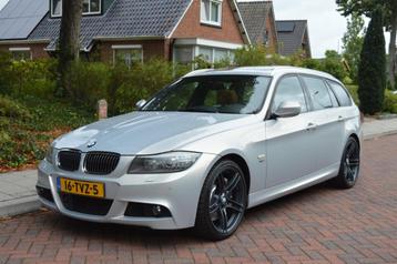 BMW 3-serie Touring 335xi M-pakket/Org NL/NAP/panoramadak/de beschikbaar voor biedingen