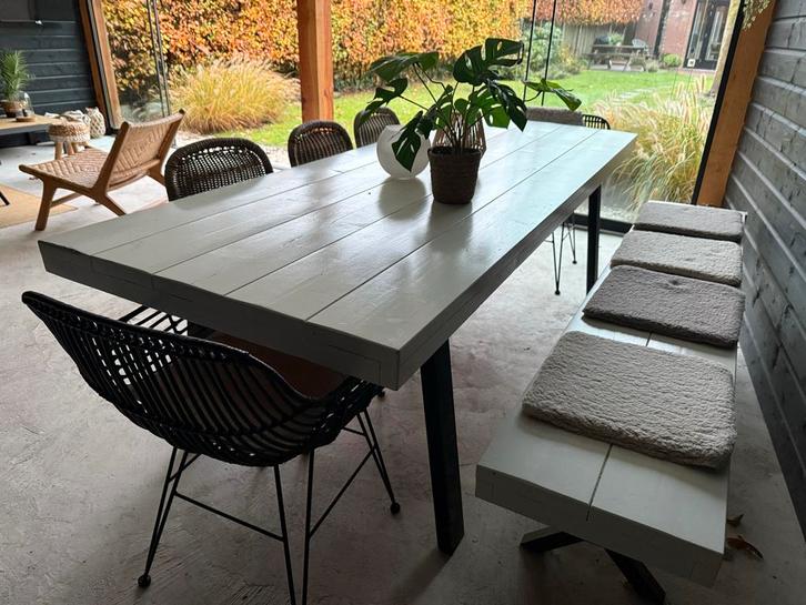 Mooie houten eettafel op stalen onderstel 240x90, Huis en Inrichting, Tafels | Eettafels, Gebruikt, 50 tot 100 cm, 200 cm of meer